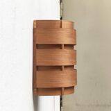 Edda V155 wall lamp in teak from the mid-century by Hans-Agne Jakobsson for Ellysett AB, 1950s.