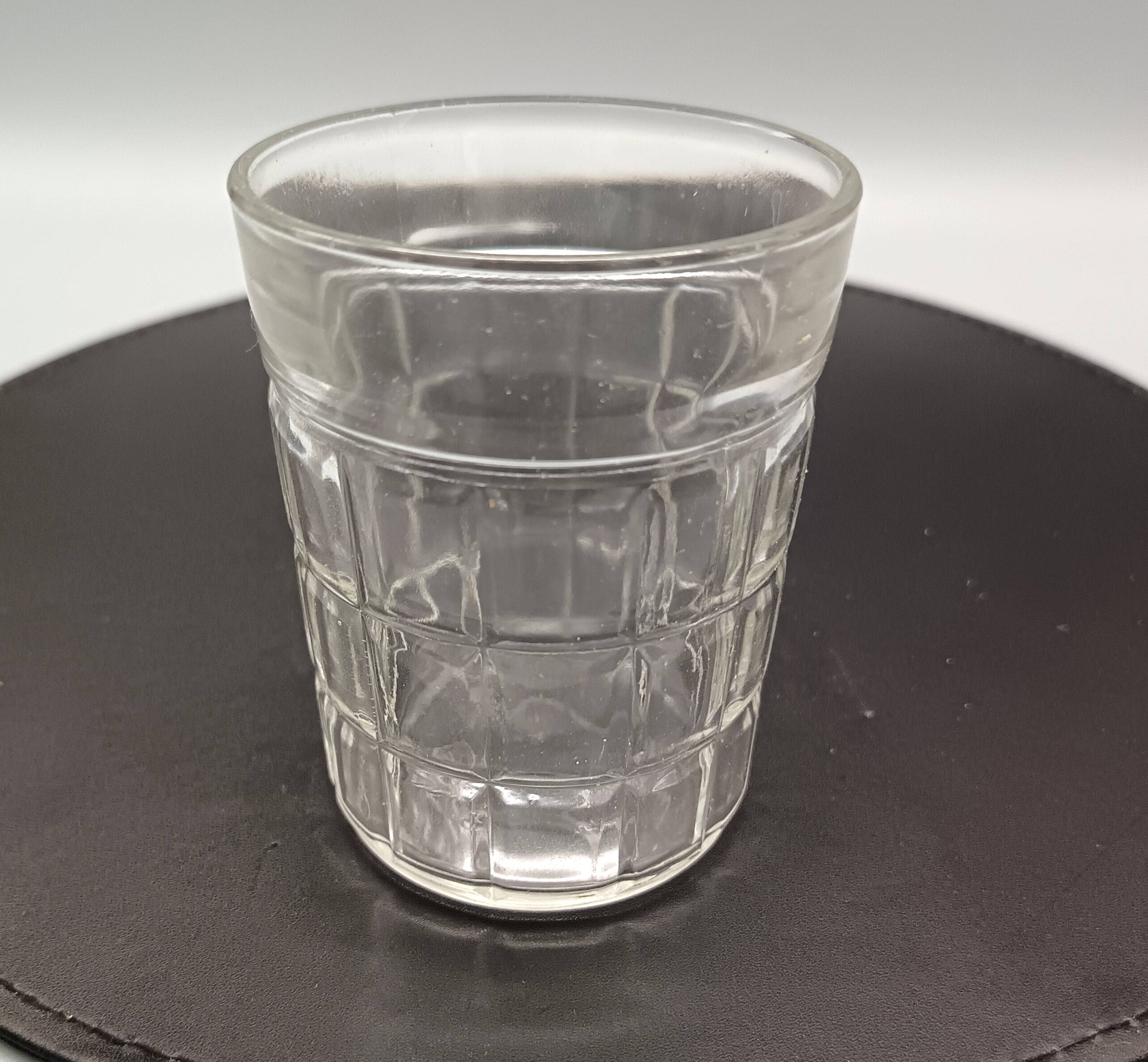 Whisky service 6 glasses, matching ice bucket and tongs, vintage 1970/80