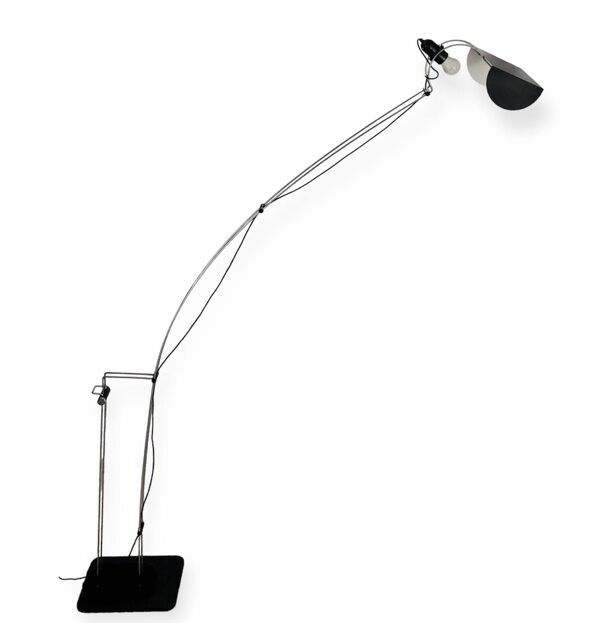 Lampadaire de Pas d'Urbino et Lomazzi pour Harvey Luce iGuzzini, Italie 70's