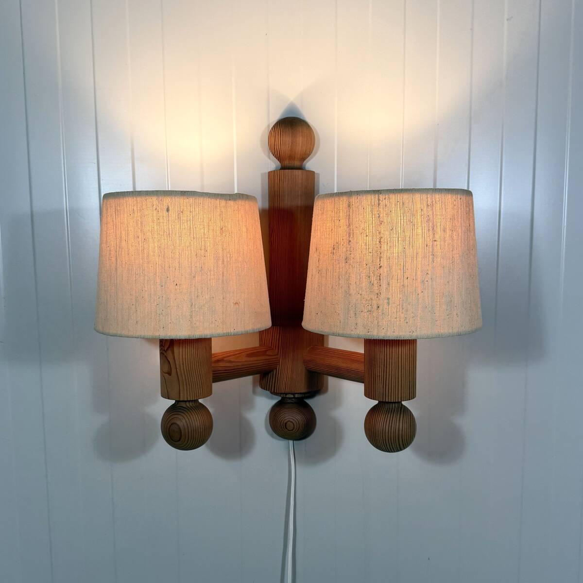 Uno Kristiansson wall lamp Pinus for Luxus Sweden 1970’s