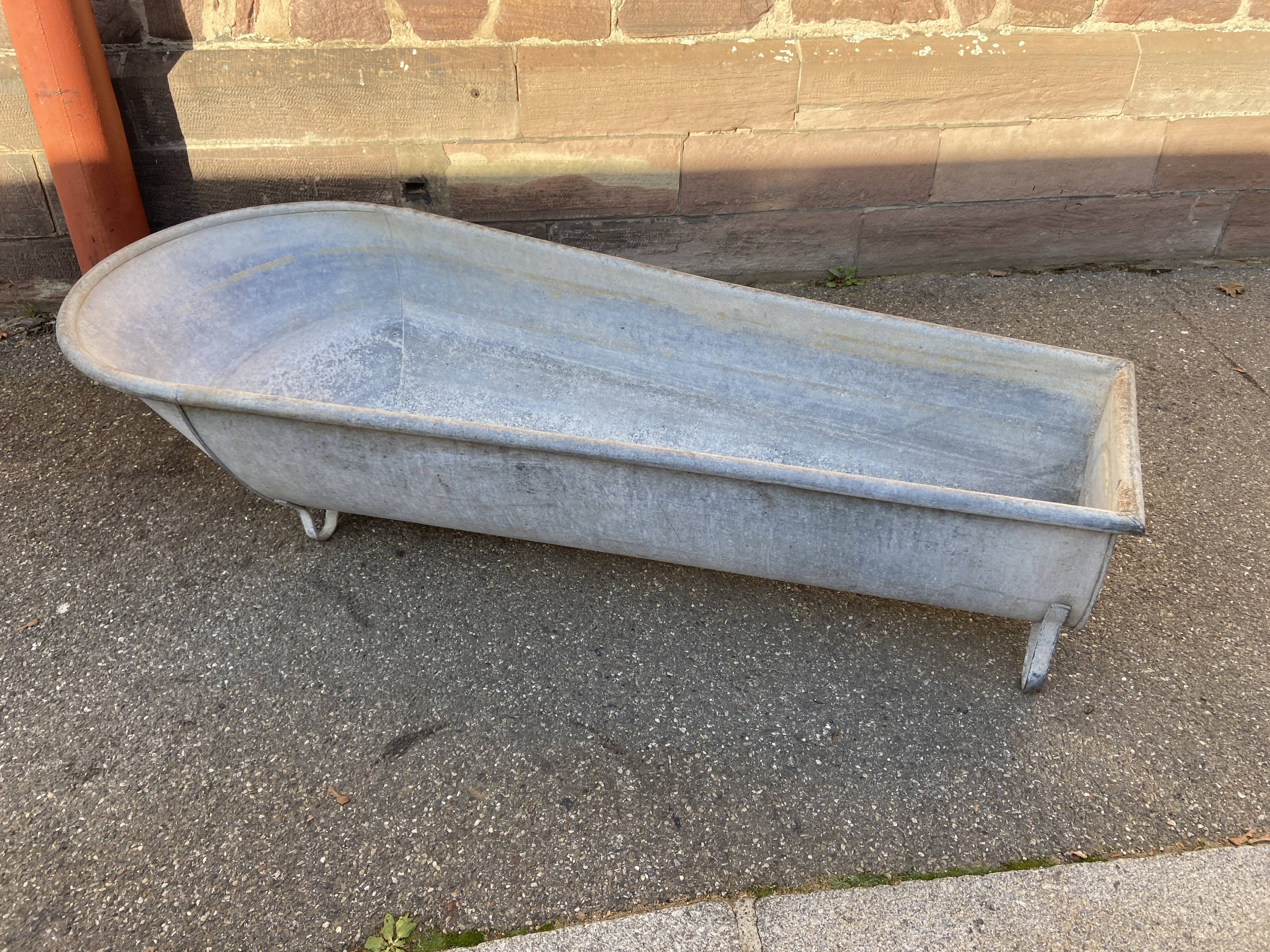 Vintage galvanized bathtub 300 liters