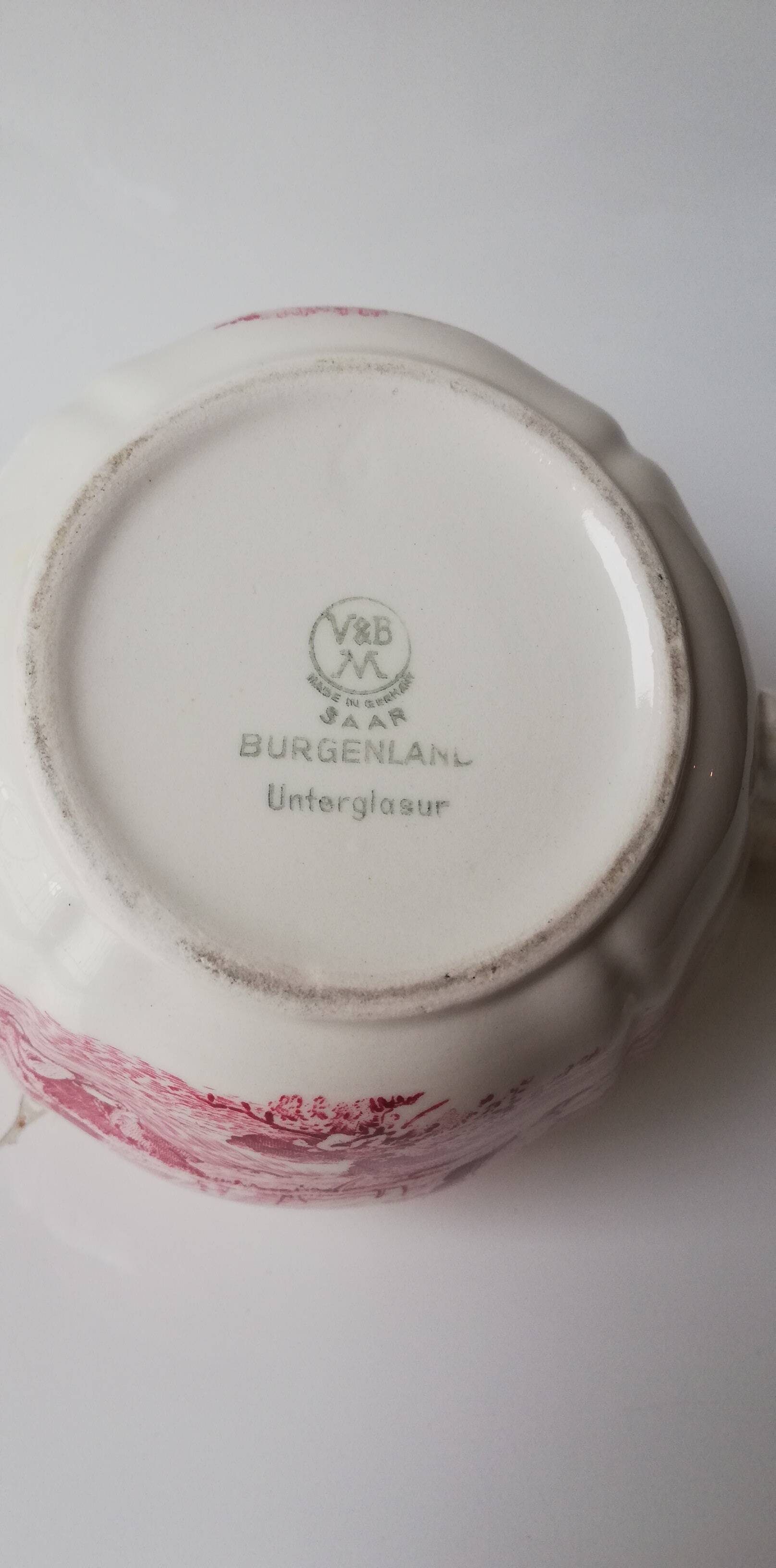 Villeroy and Boch Burgeland porcelain gravy boat