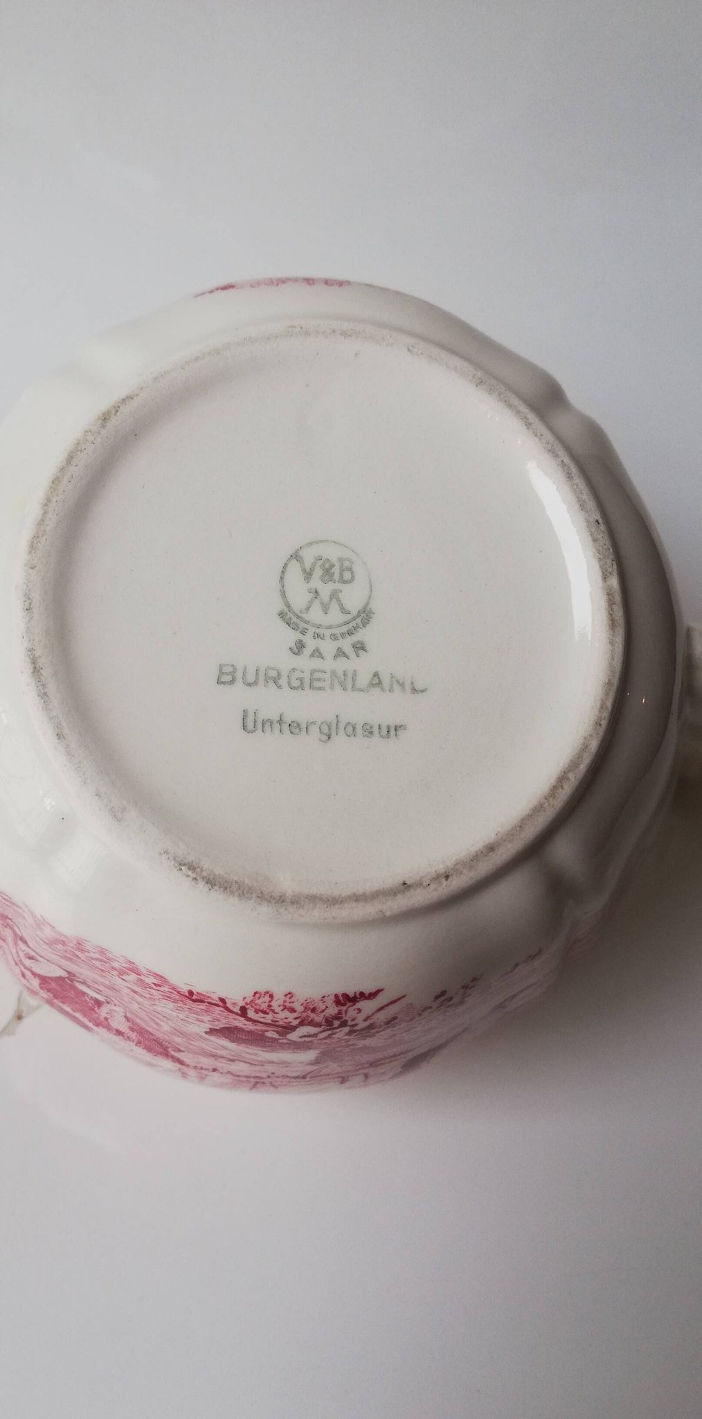 Villeroy and Boch Burgeland porcelain gravy boat
