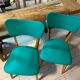 Paire de chaises en vinyle vert, années 50-60