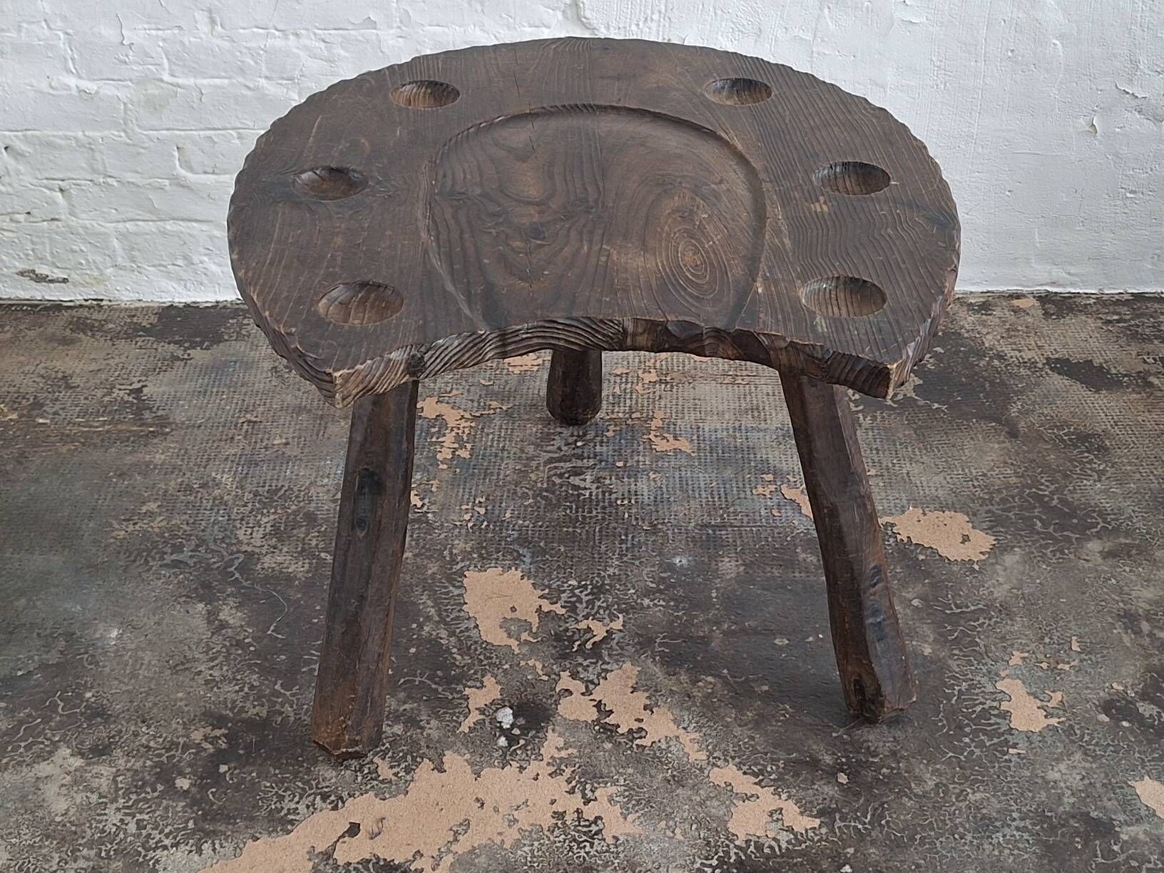 Brutalist hand-carved horse shoe shaped coffee table, 1960s