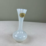 Antique opaline soliflore