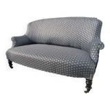 Toad sofa