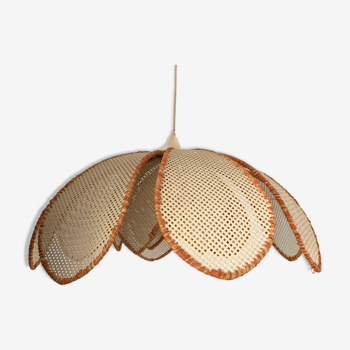 Flower suspension in rattan canning from the 70s
