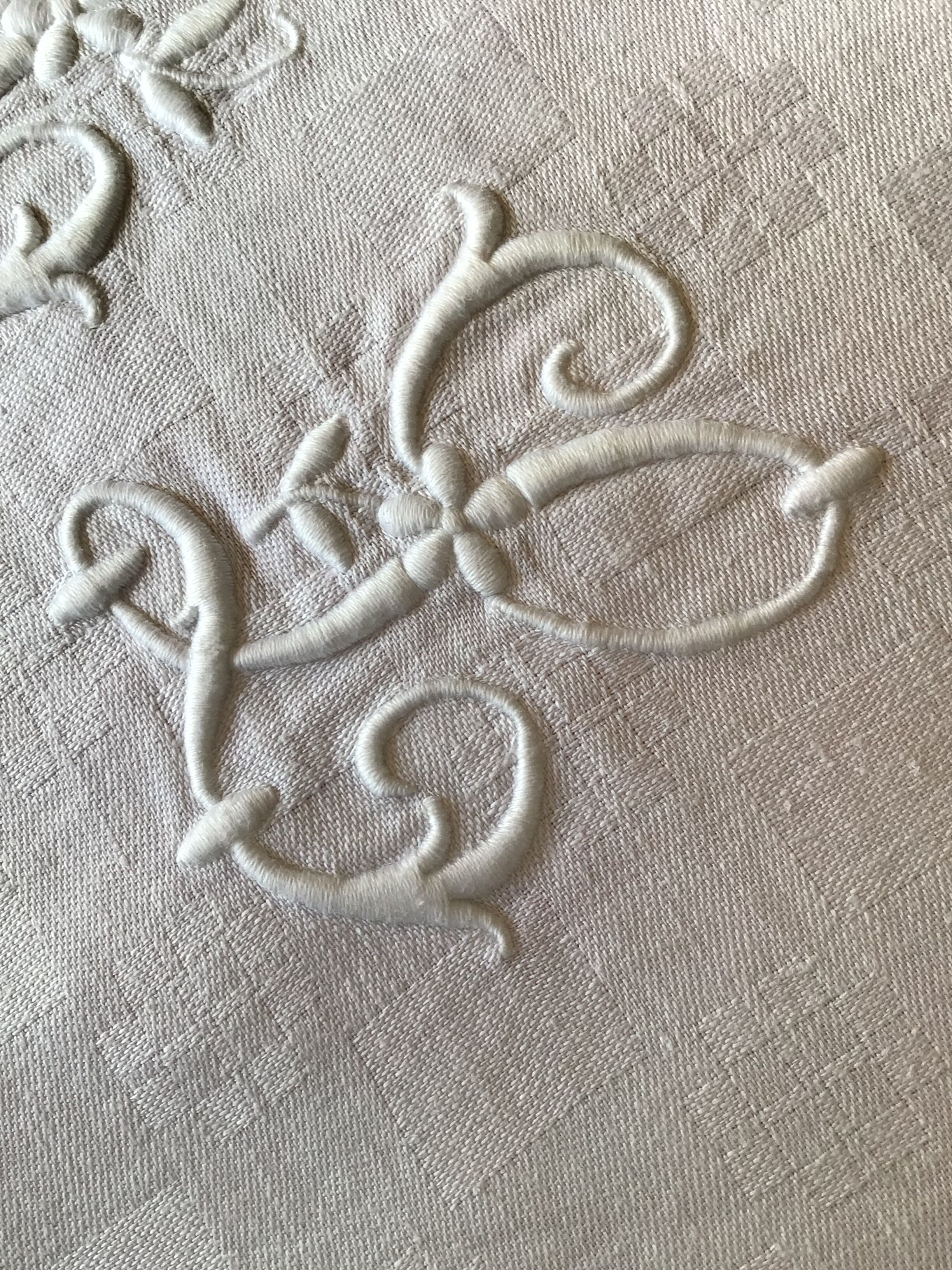 Nappe rectangle AL double broderie bord crocheté