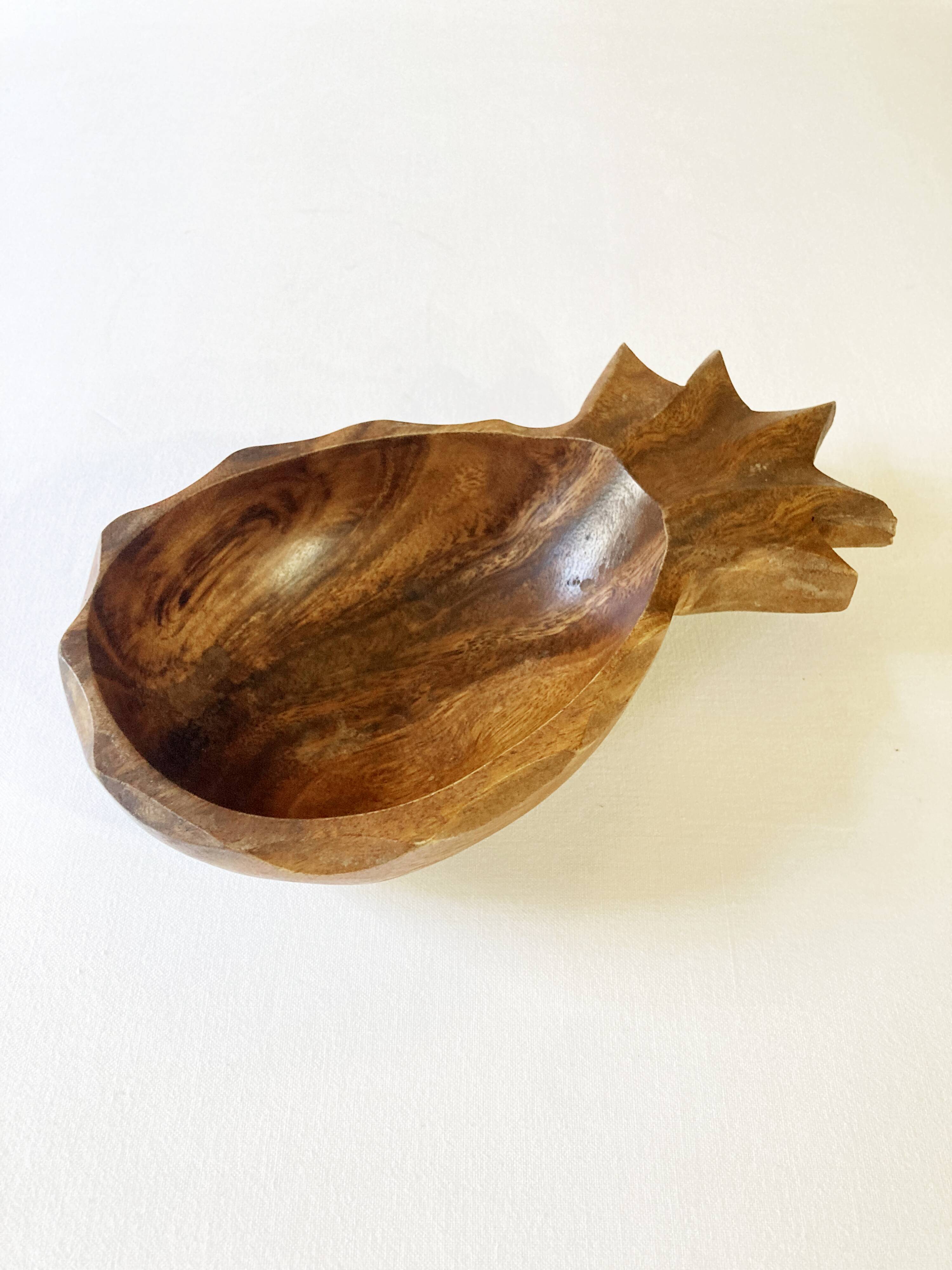 Wooden pocket tray, pineapple shape