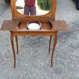 Sewing worker table