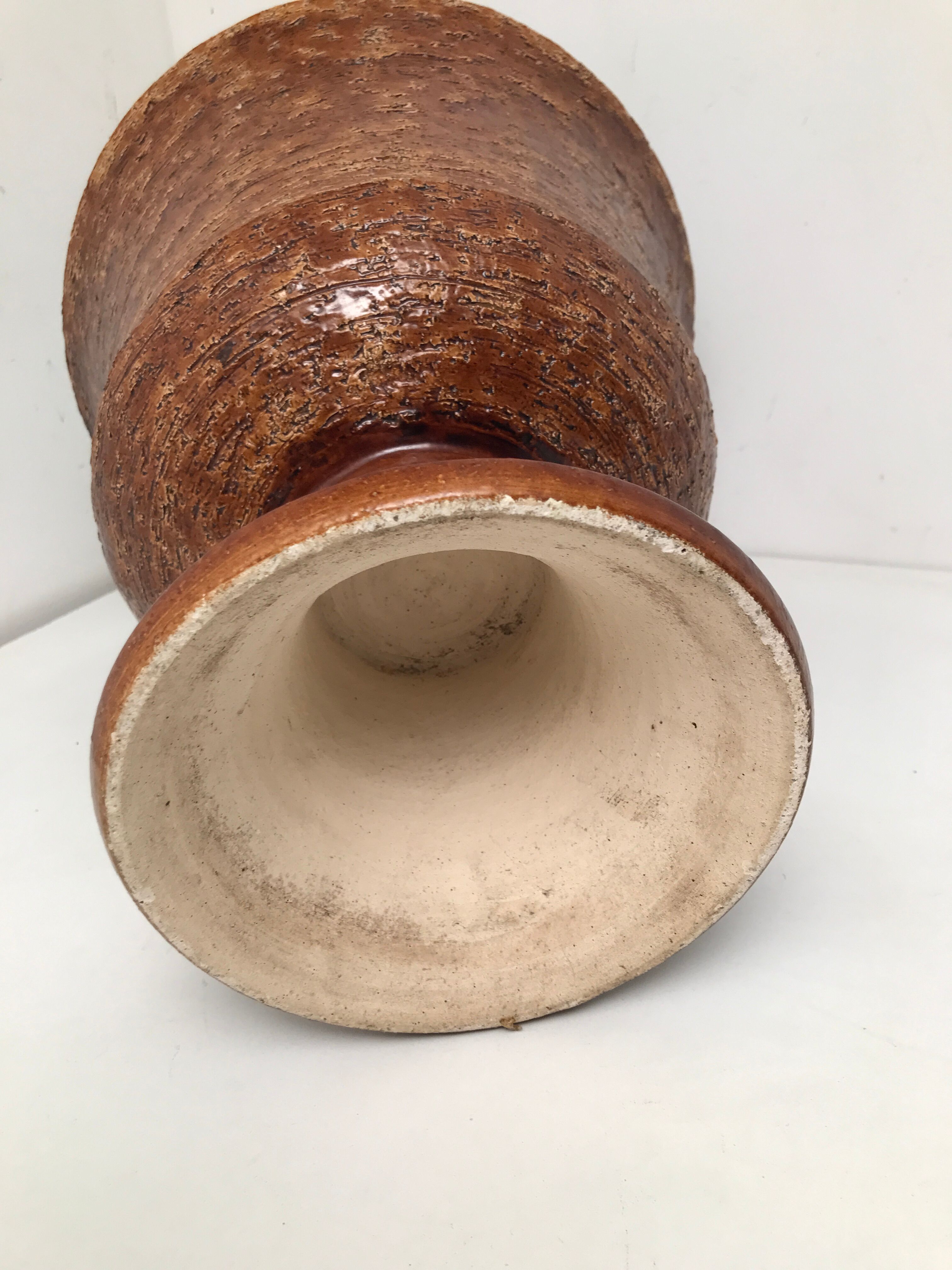 Pair of sandstone vases 50s-60s