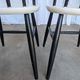Ensemble de 3 chaises de salle à manger vintage noir et blanc, style Ilmari Tapiovaara, scandinave.