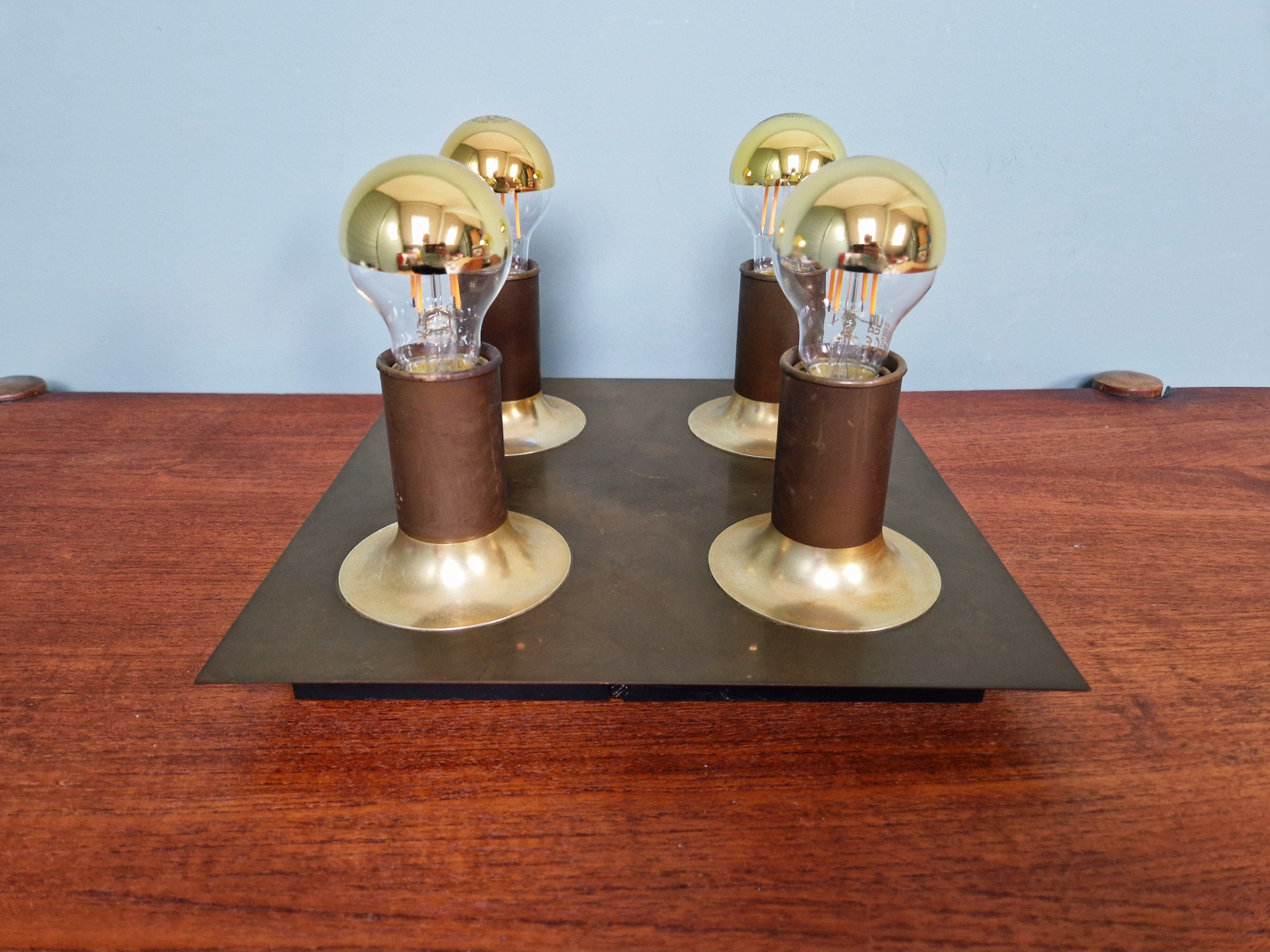 Space Age ceiling light/wall lamp in brass, Cosack Leuchten, 1970.