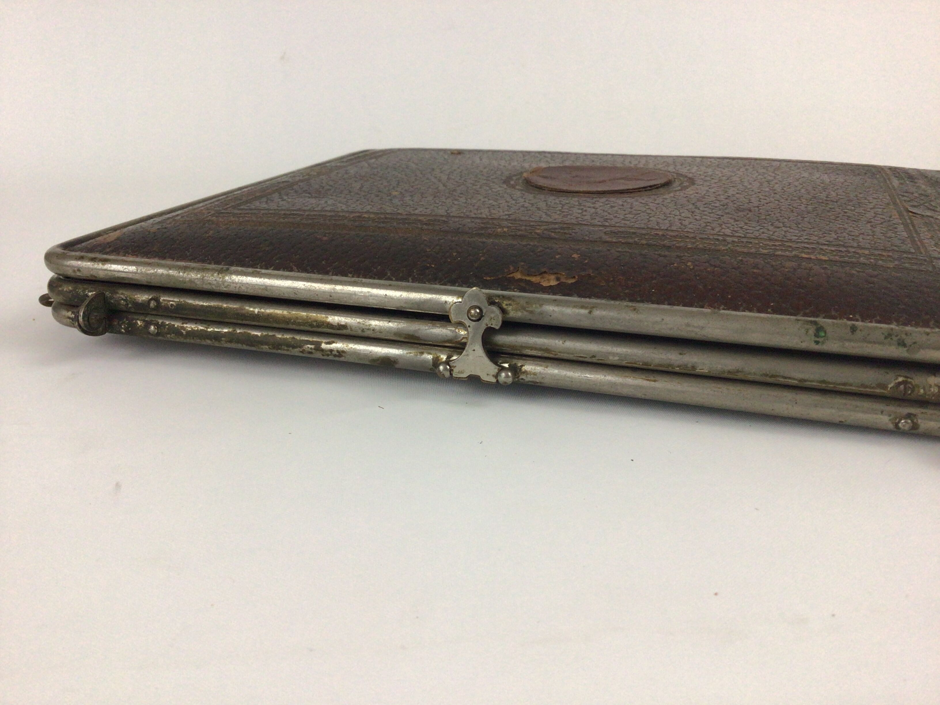 Barber tryptic mirror 30s