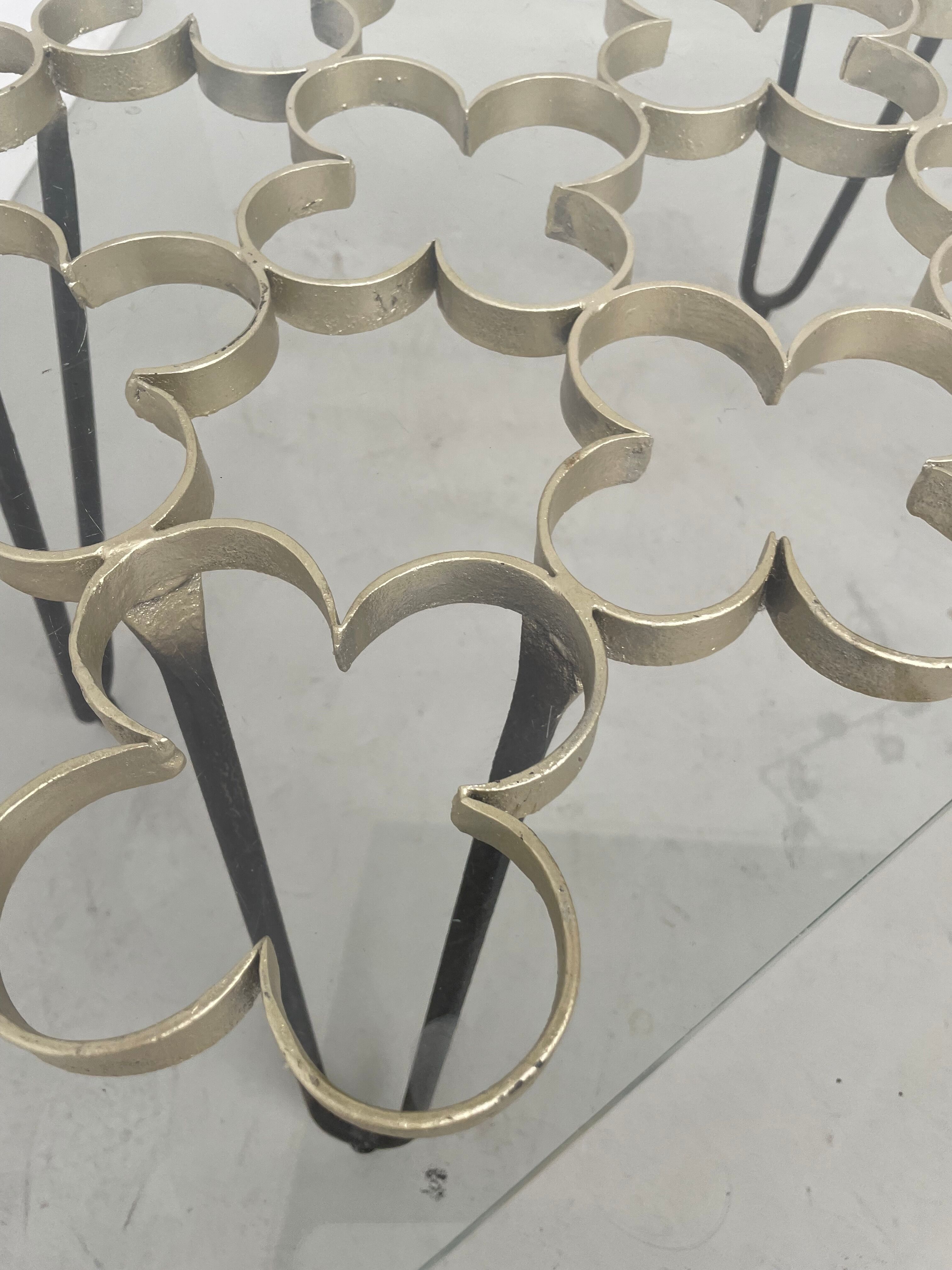 Coffee table 50s golden clover