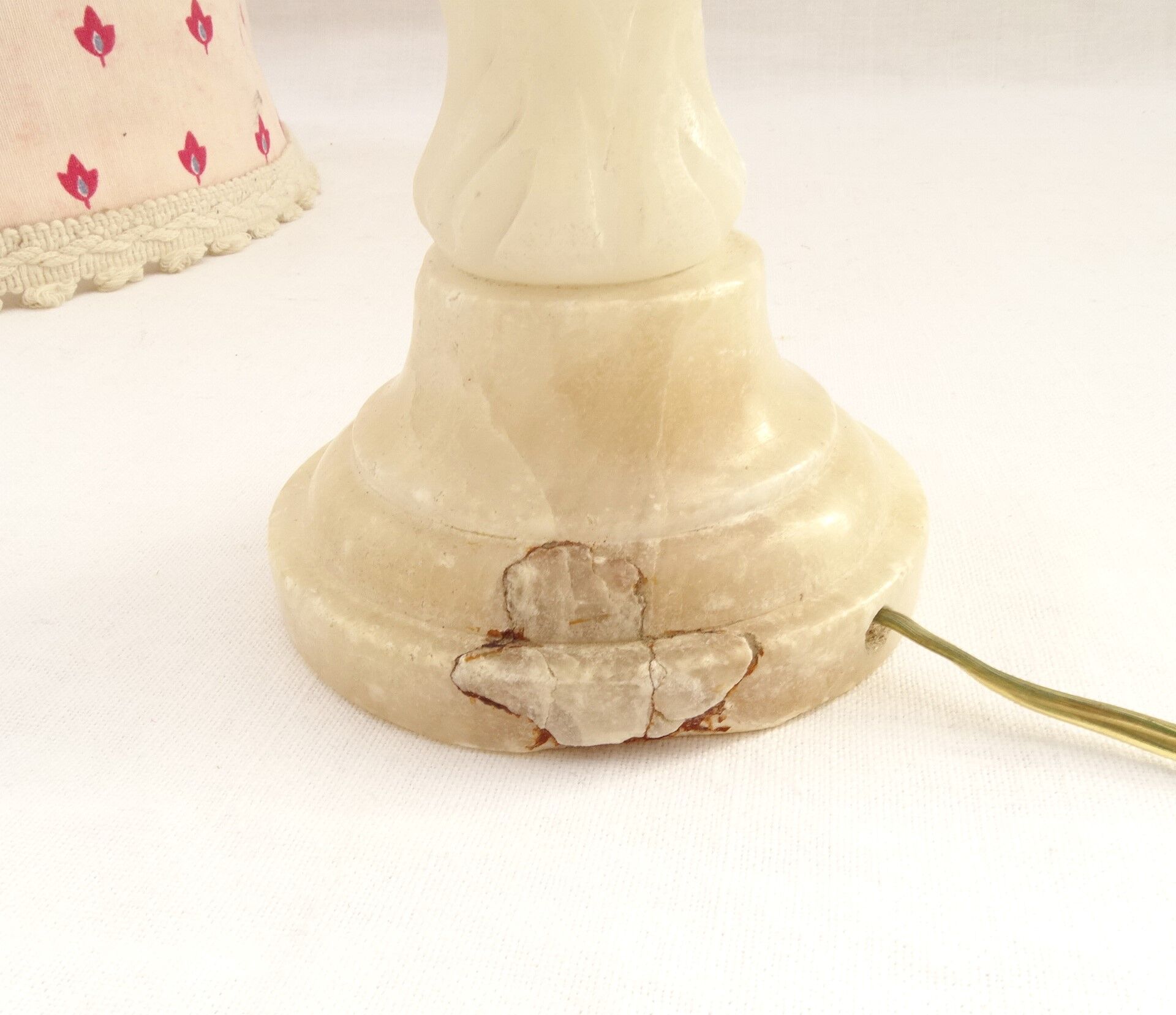 Pair of lamps  feet in white marble