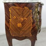 Commode sauteuse galbé Louis XV