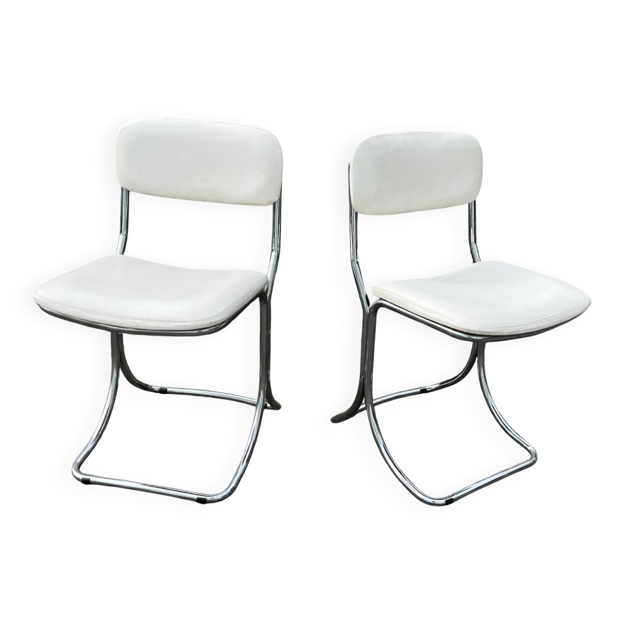 Pair of vintage chrome cantilever chairs, white leatherette – 1970s