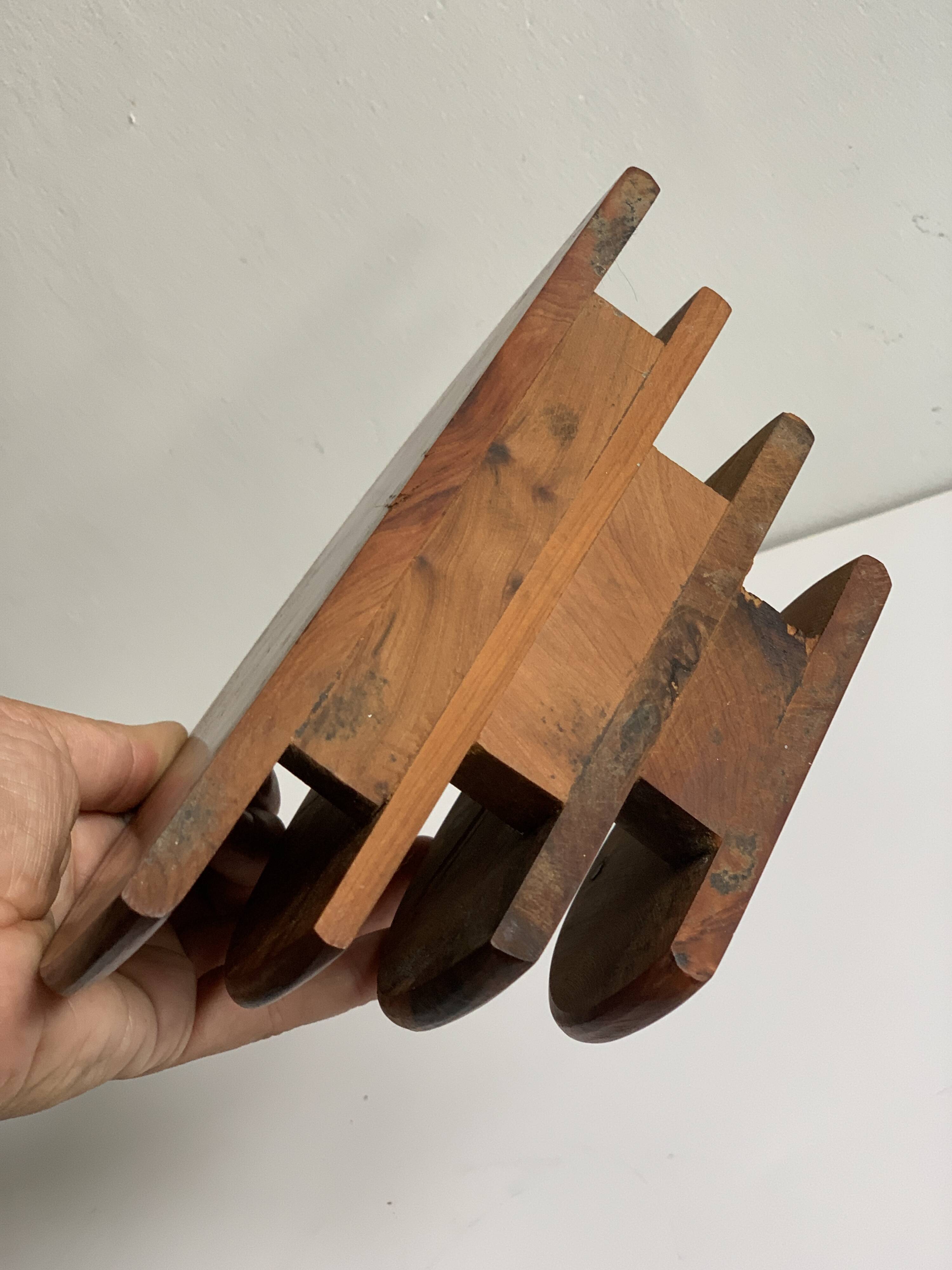 Art deco mail holder