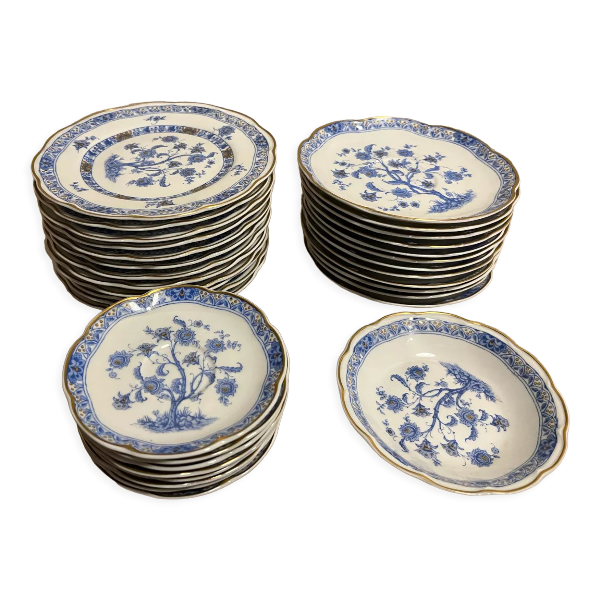 Lot de vaisselle en porcelaine de Limoges 1980