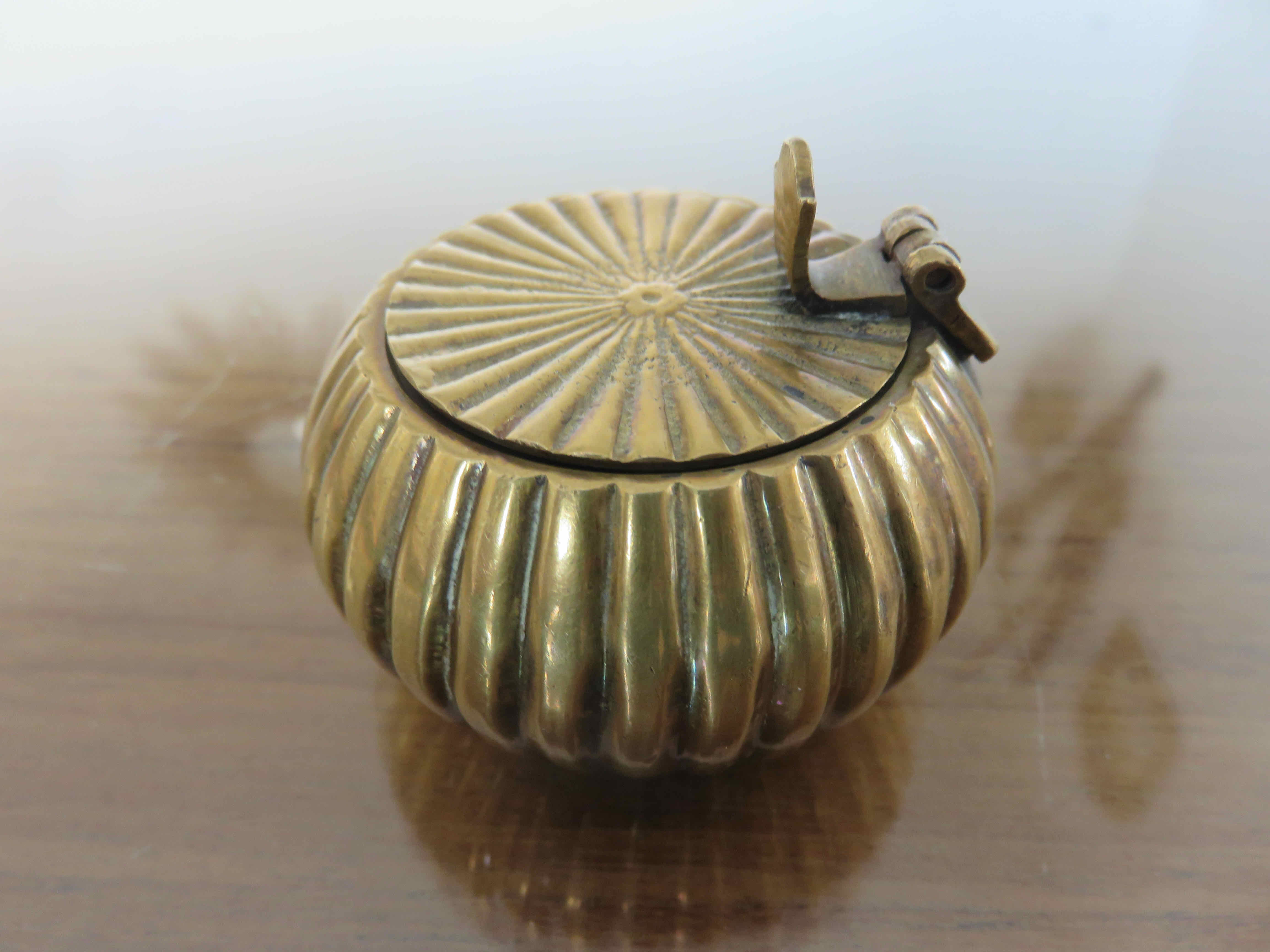 Brass pocket ashtray 60s 70s