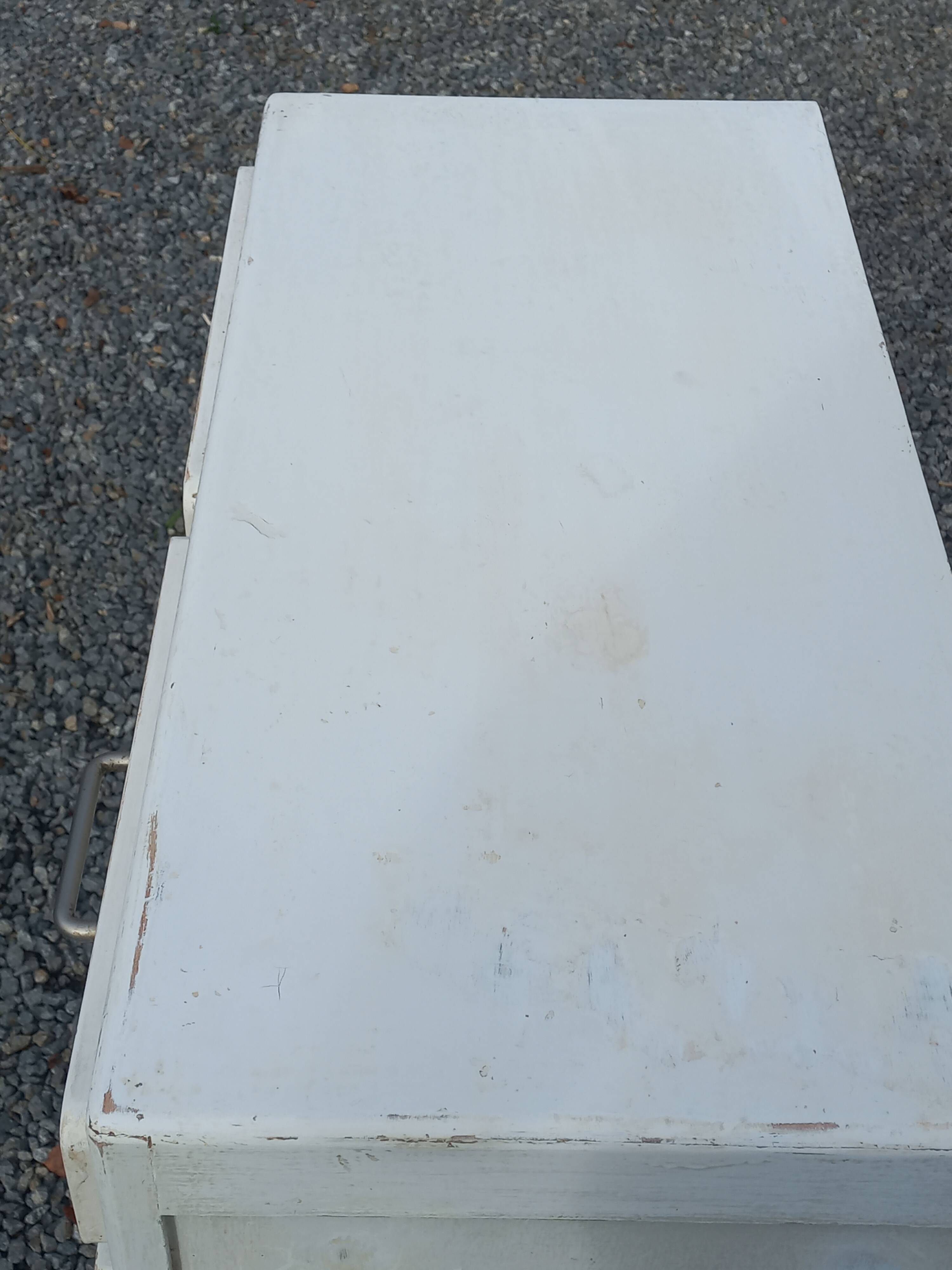 Buffet parisien patine blanche des années 50