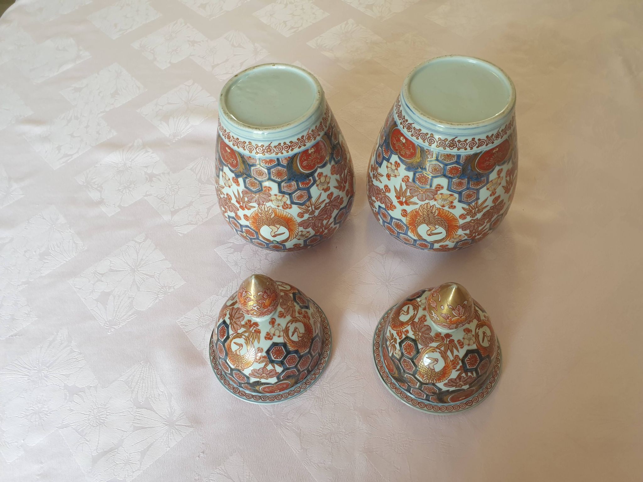 pair of Imari porcelain vases Japan 19th century height 34 cm