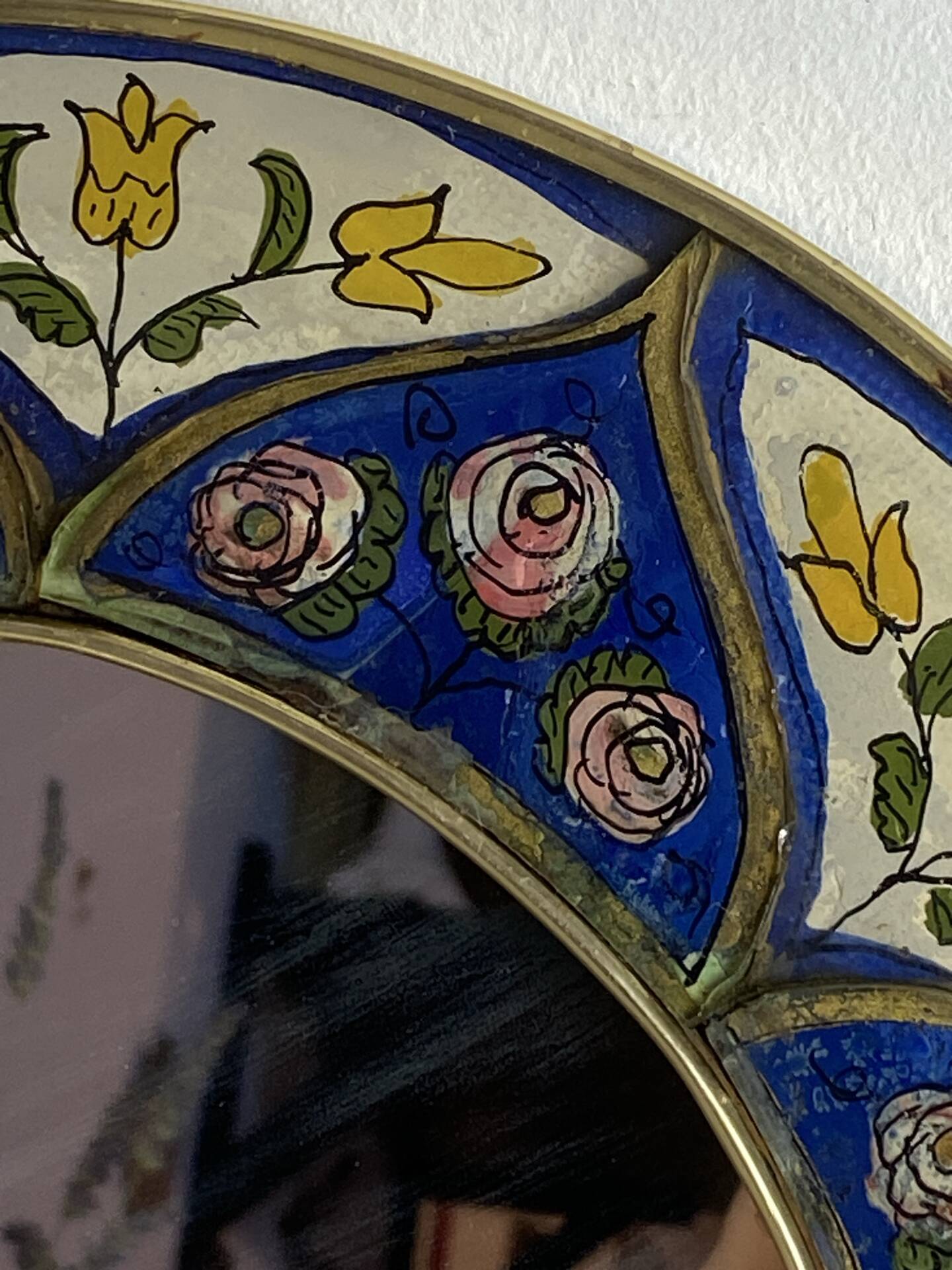 Miroir en bois peint et verre