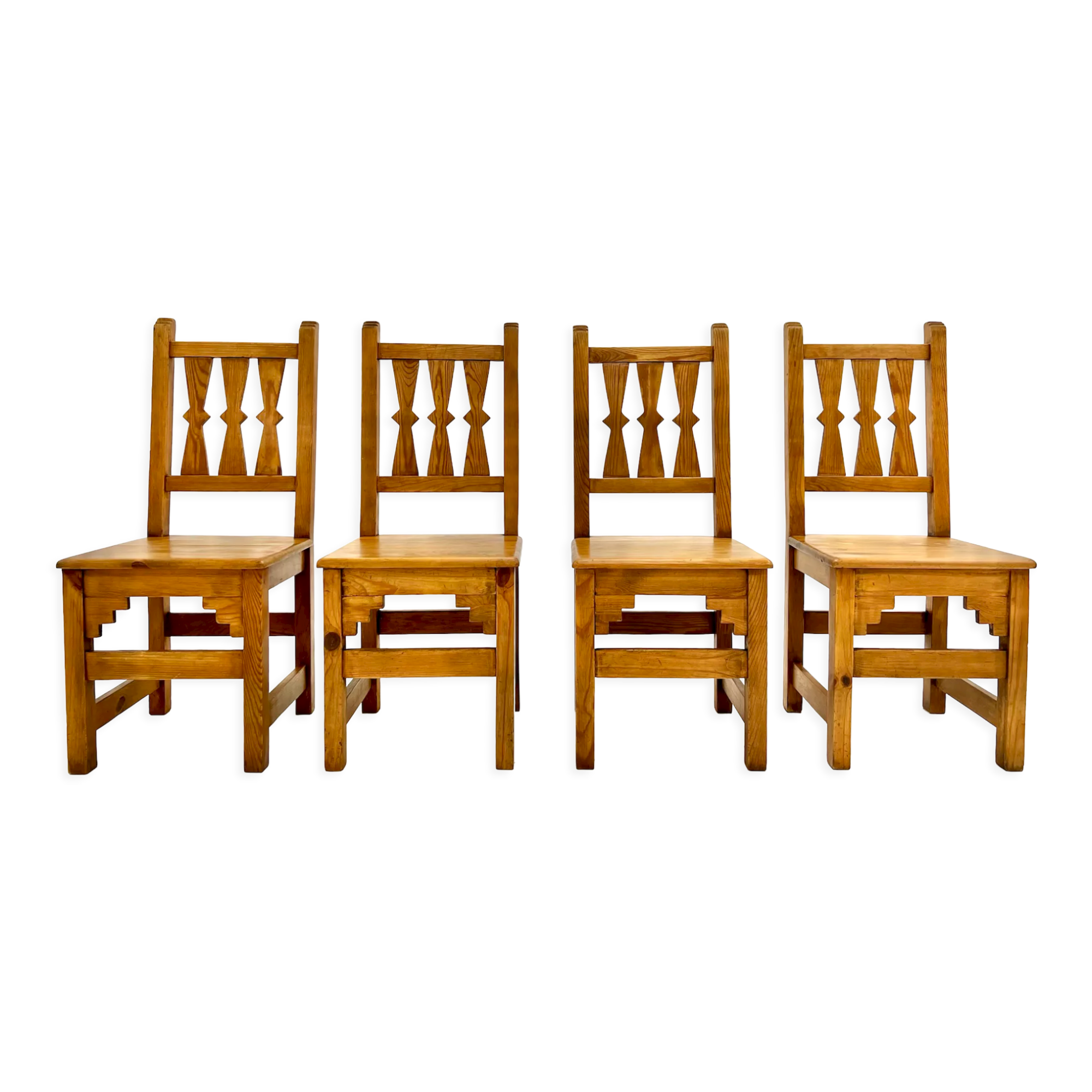 Set of 4 vintage wooden chairs