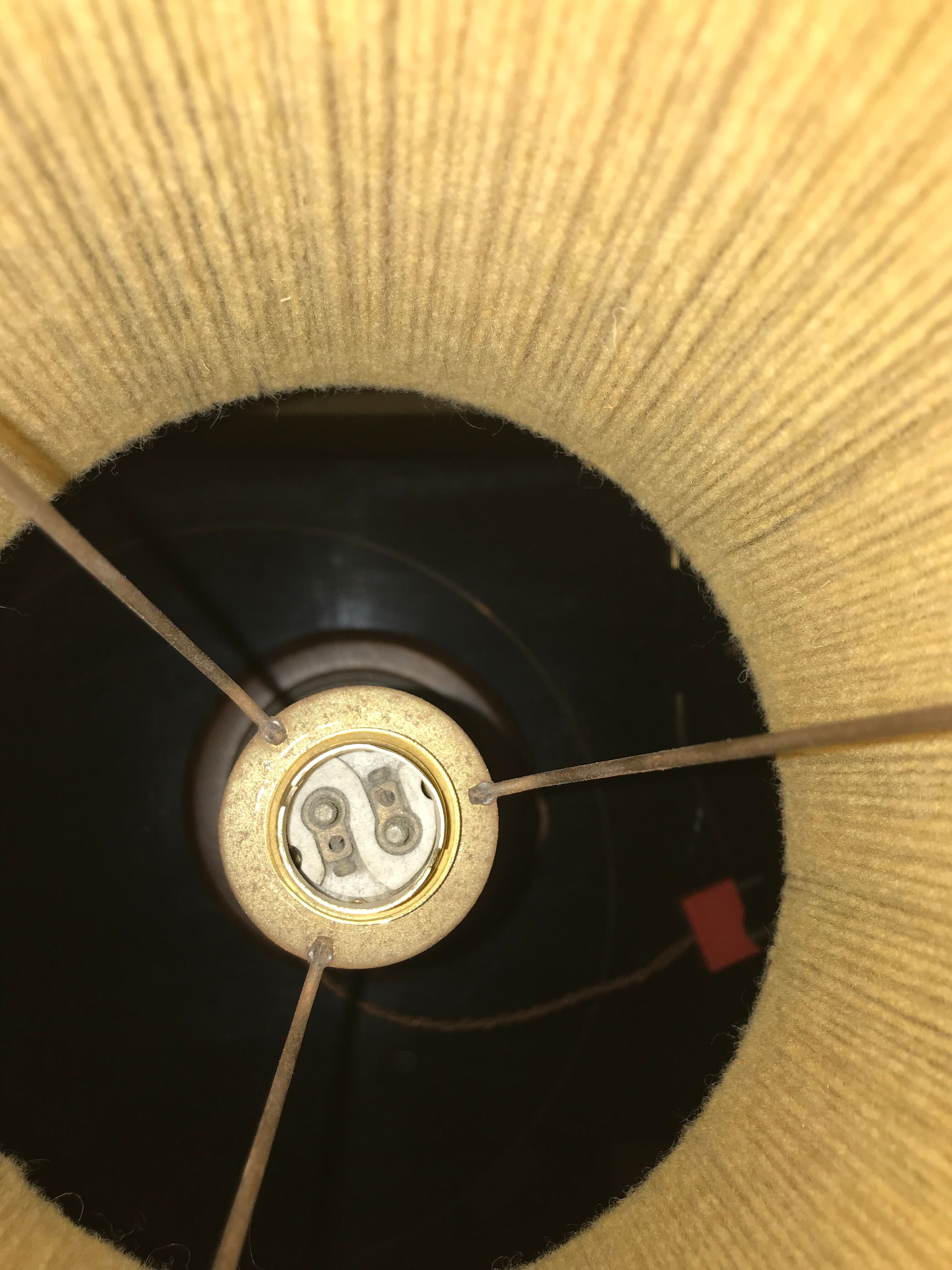 Vintage lamp to lay