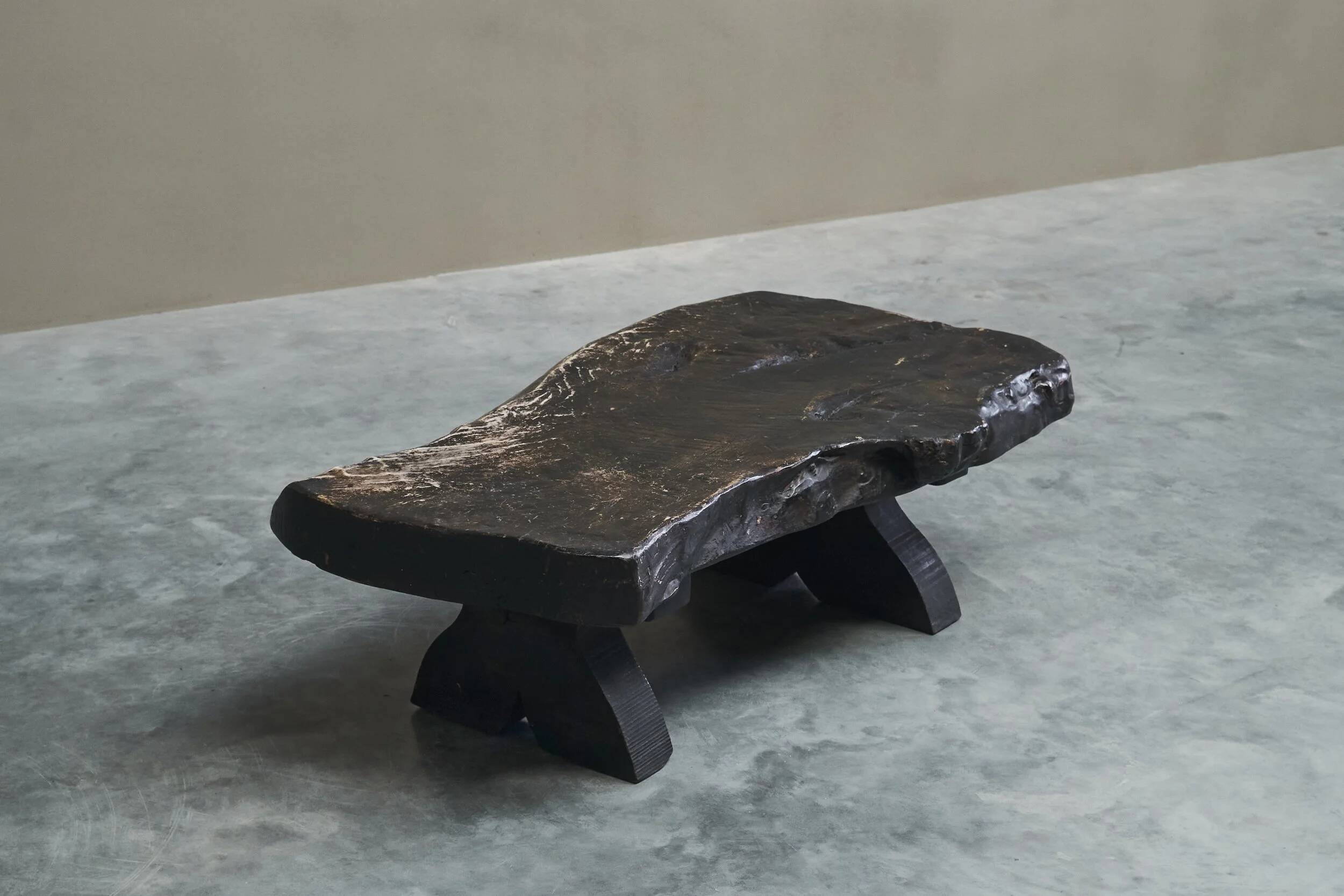 Sculptural coffee table in solid wood with natural edges, Europe, 1960s.