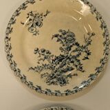 2 flat plates from Gien, thistles model