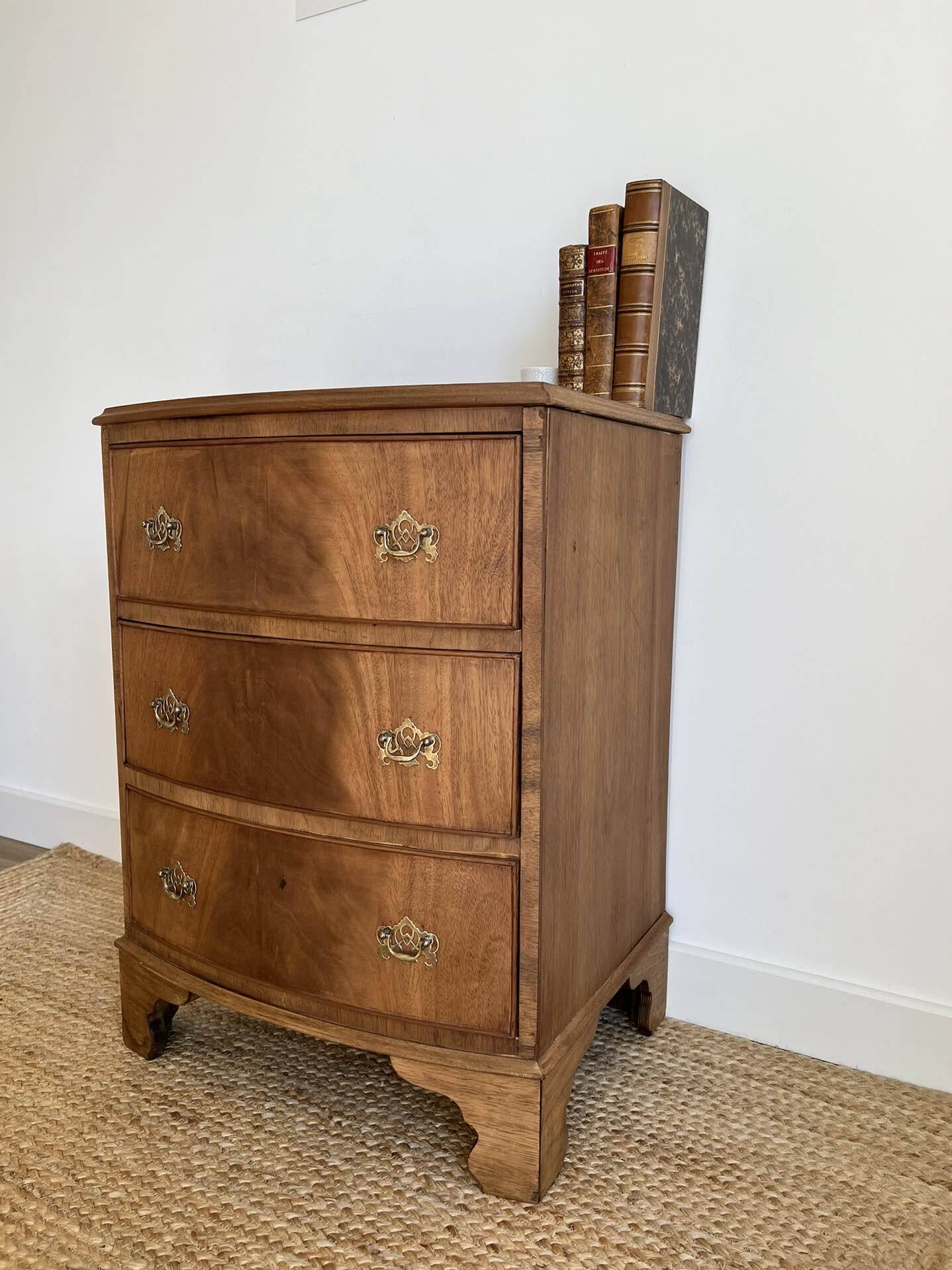 English chest of drawers