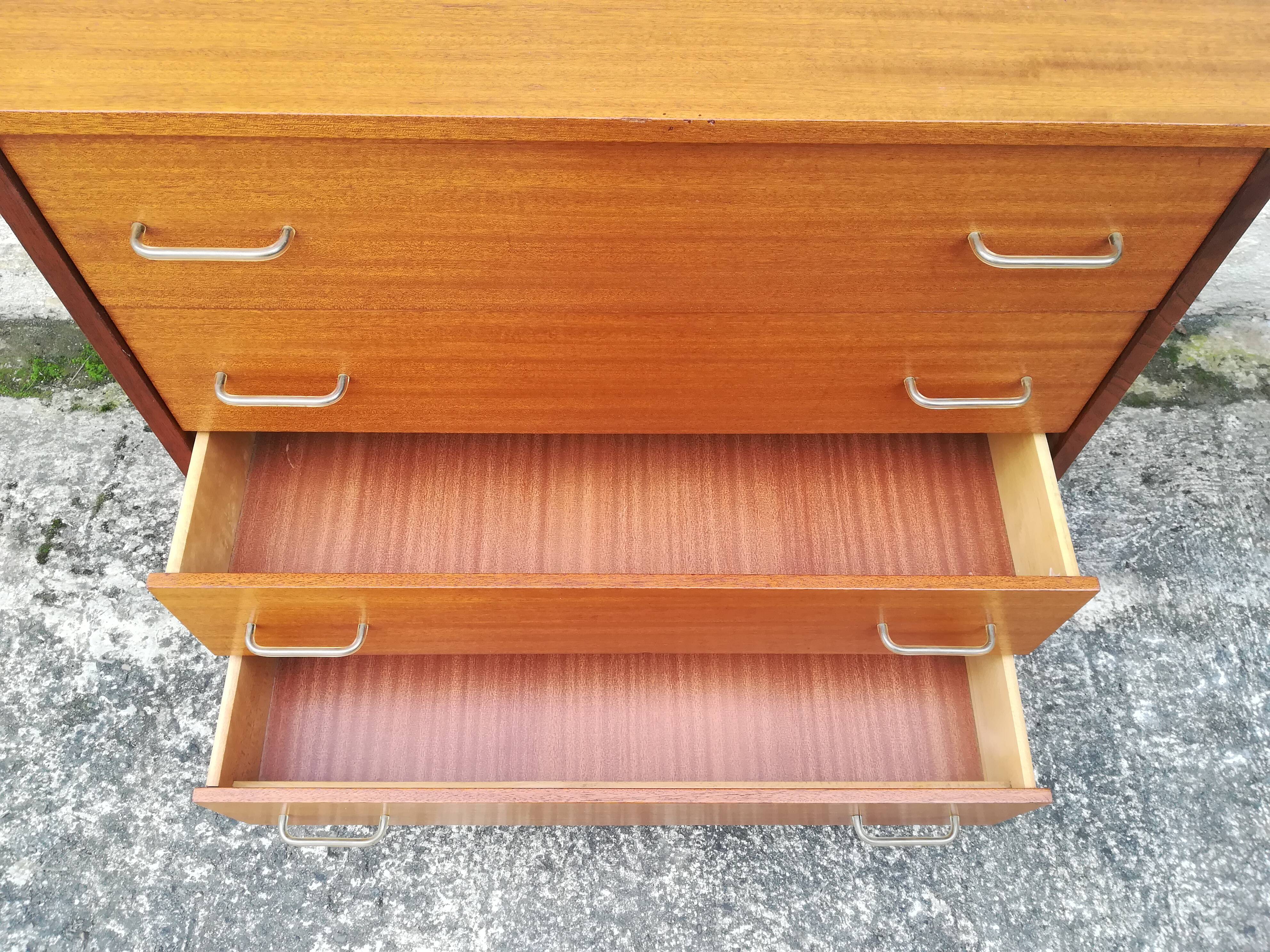 Vintage chest of drawers