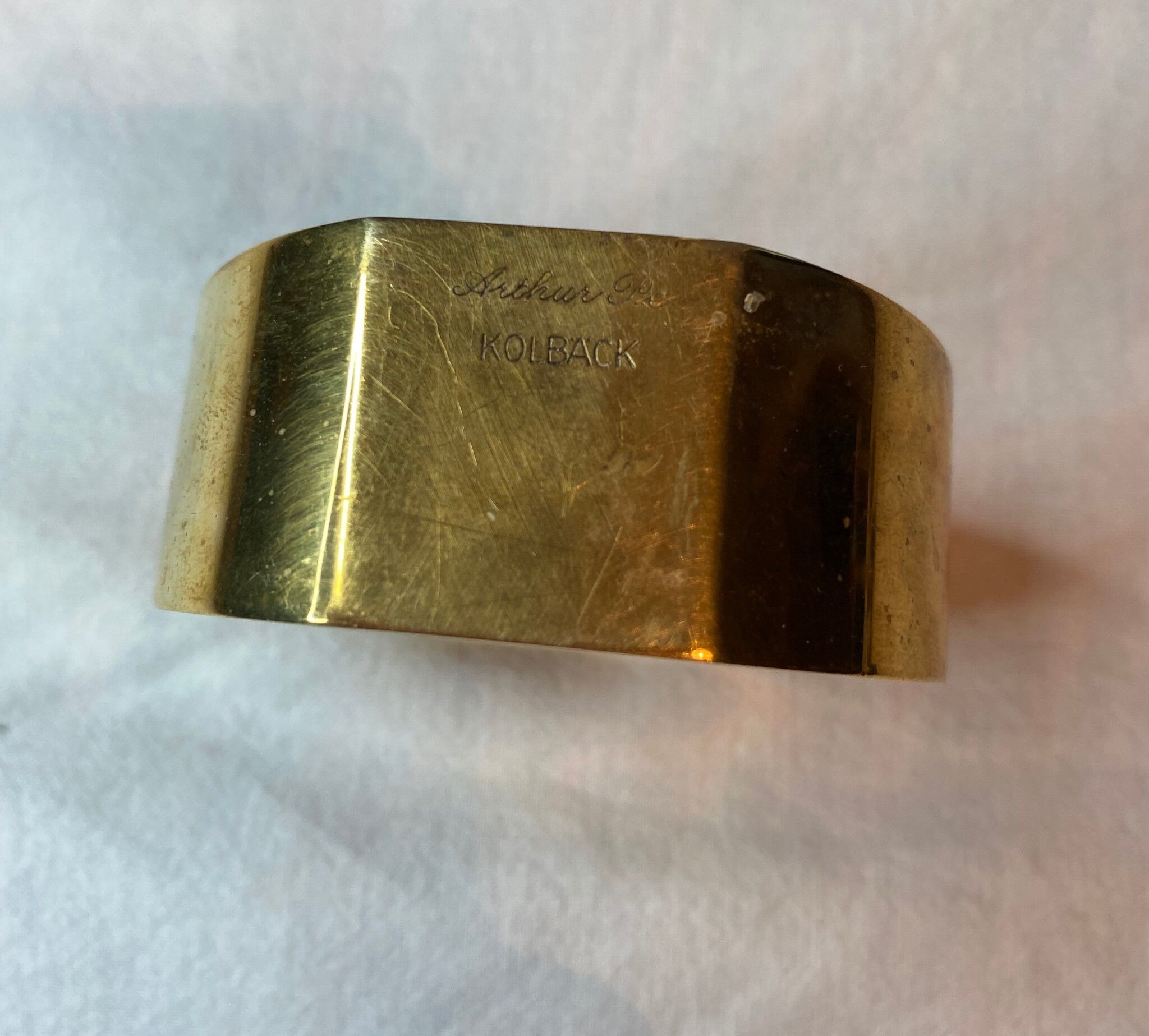 Arthur PE brass candle holder