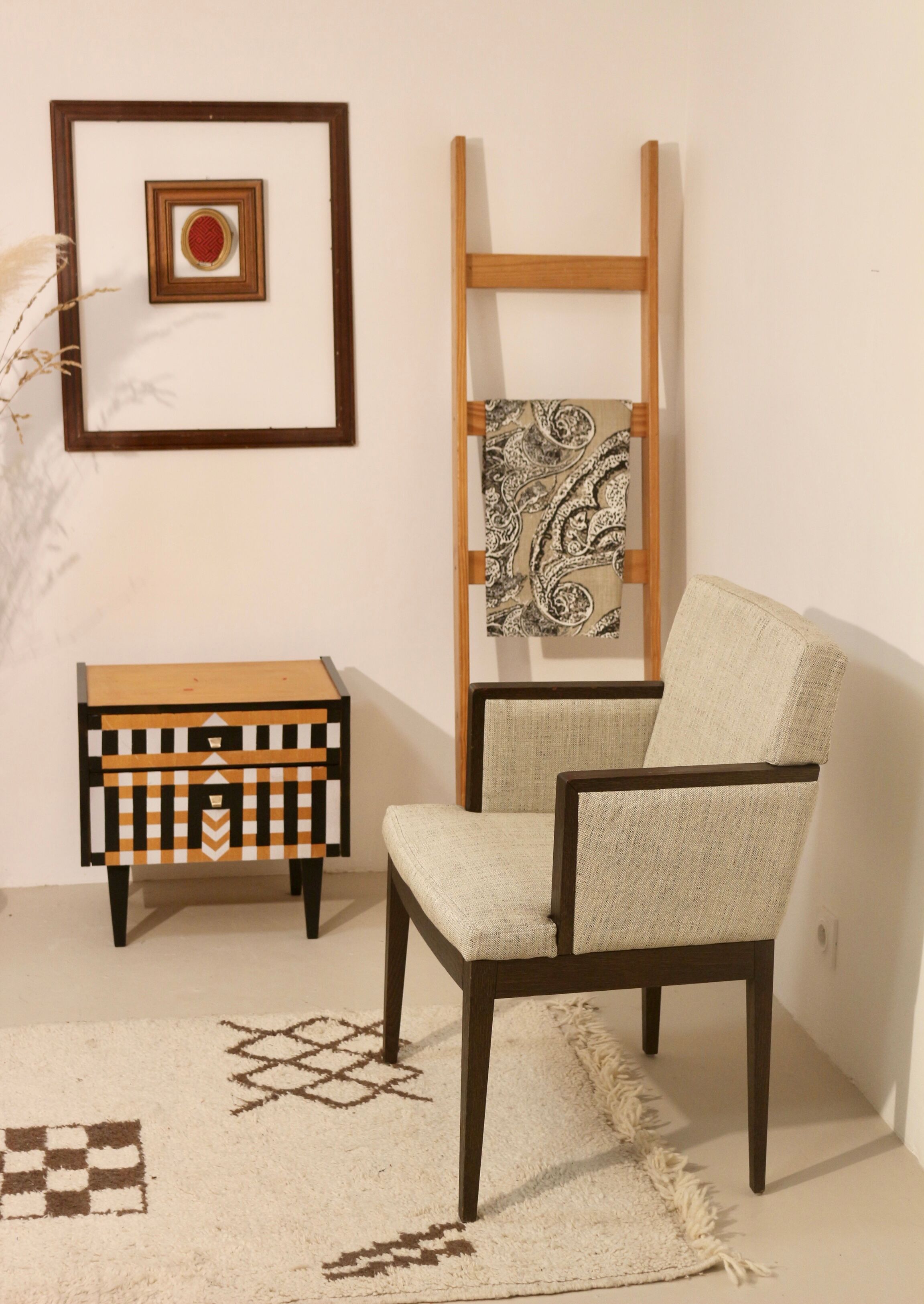 Pair of armchairs cube year 1960 fabric chiné beige restored. Sam SAM ref