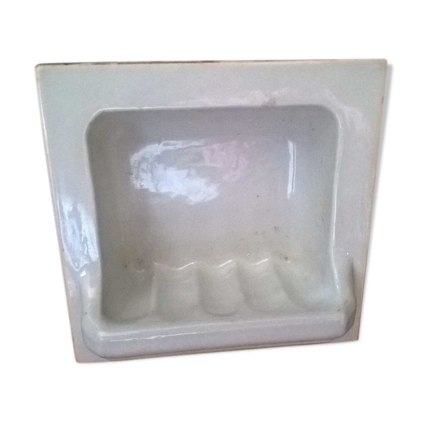 Wall-mounted wall soap door with built-in vintage ceramic