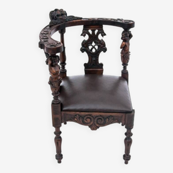 Fauteuil d'angle ancien, Europe occidentale, vers 1900.