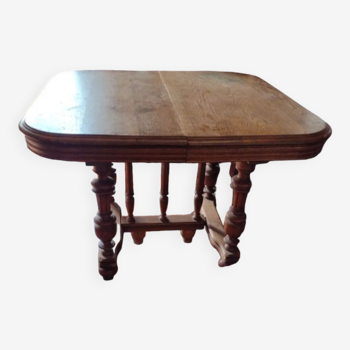 Wooden table 1m by 1m