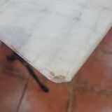 Table de bistrot piètement fonte dessus marbre