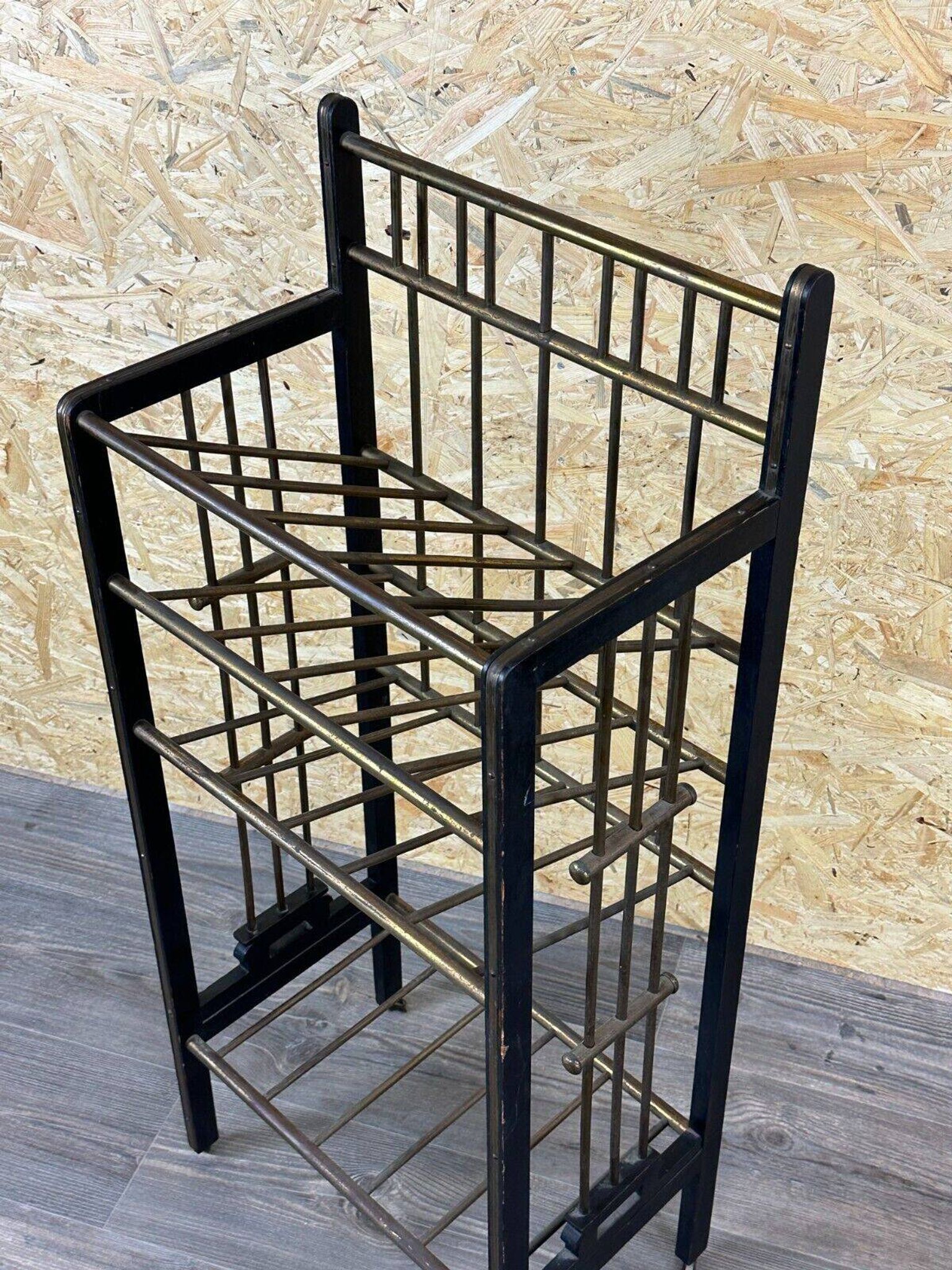 Magazine rack from Wiener Werkstätte Austria made of mahogany & brass around 1900