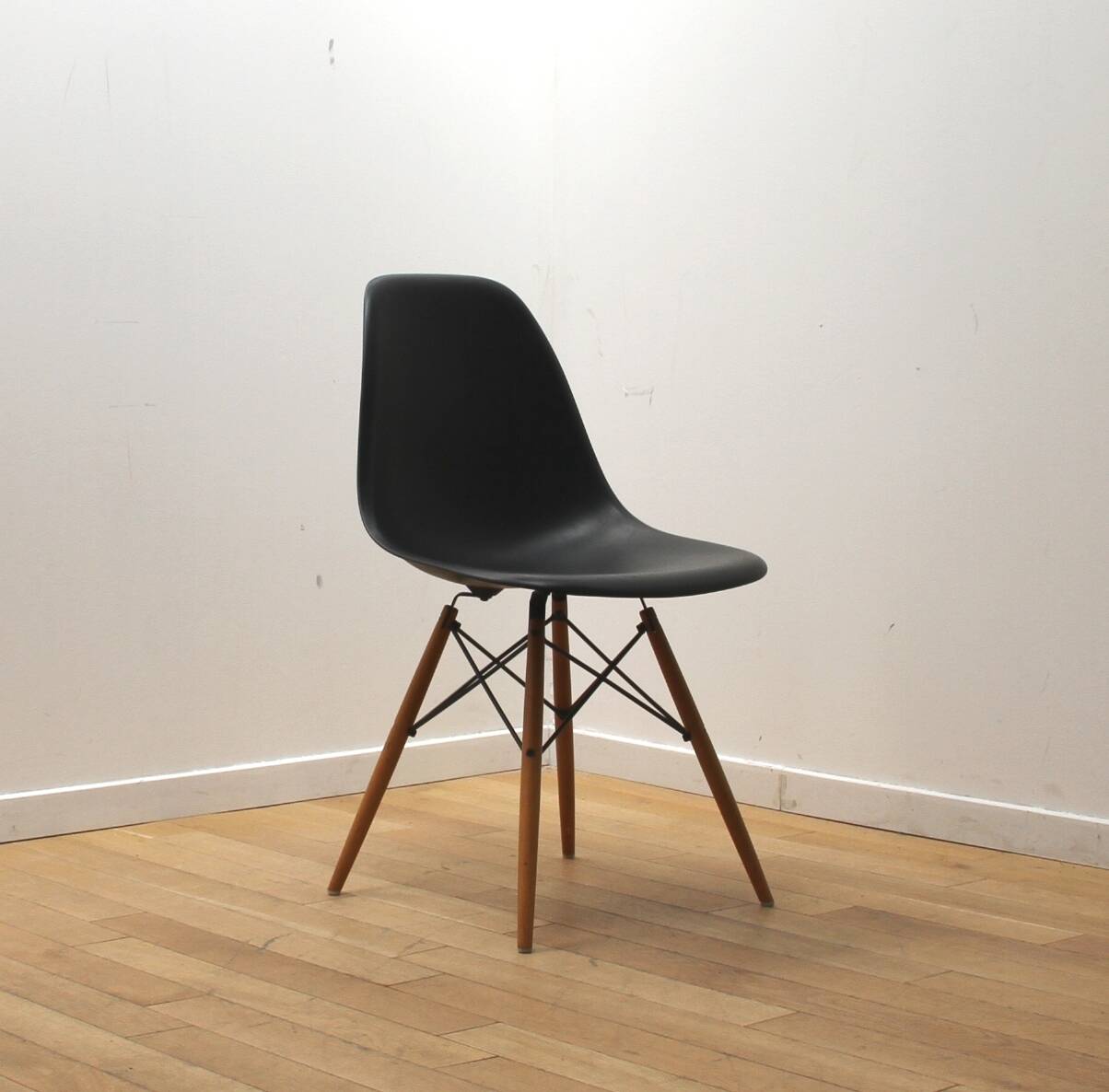 DSW chair, Charles & Ray Eames, Vitra