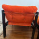2 fauteuils en velours orange Vintage année 1974