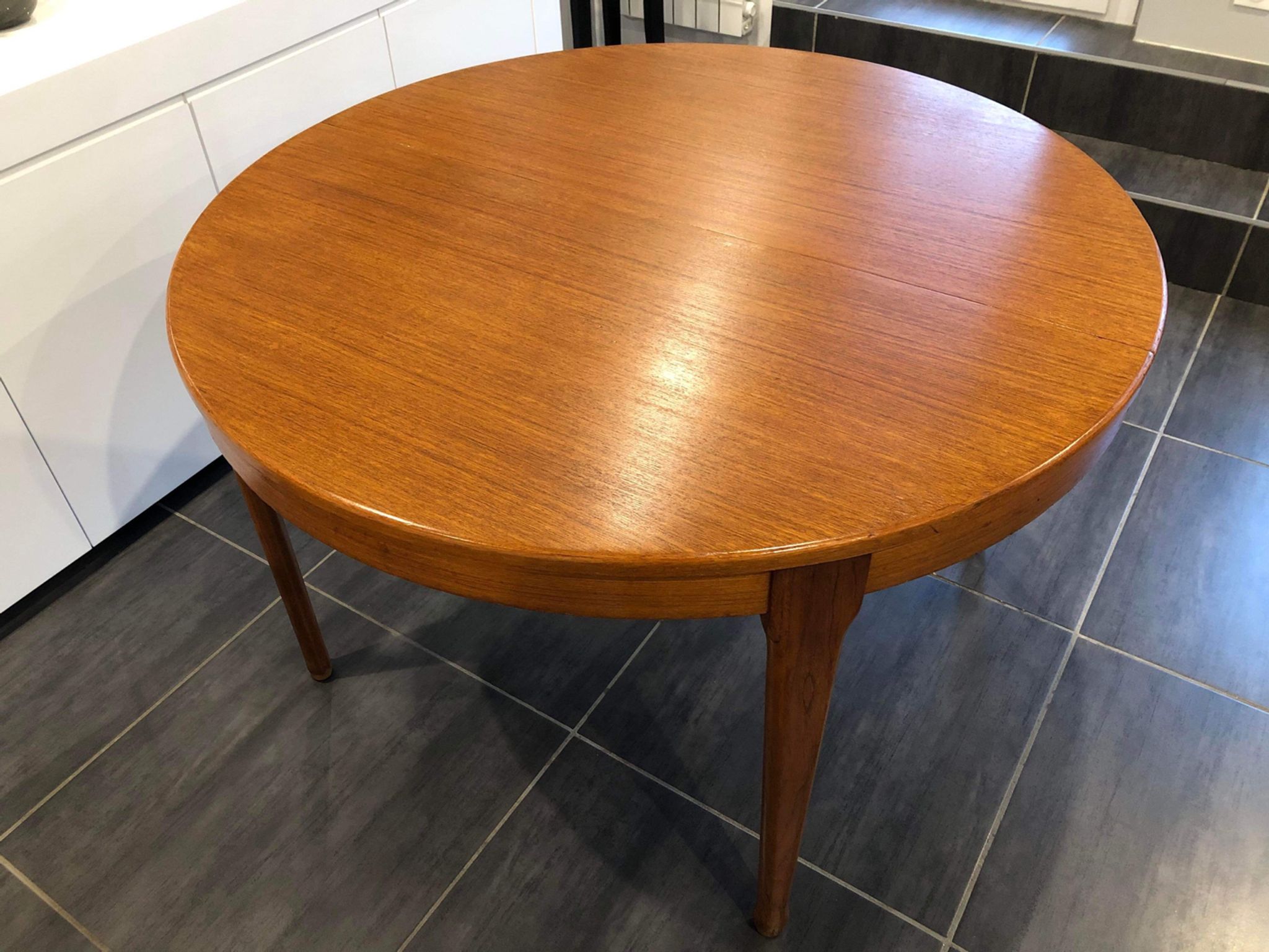 Round table "furniture tv paris" Scandinavian vintage, 1960s