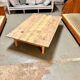 Table basse de ferme rustique brutaliste