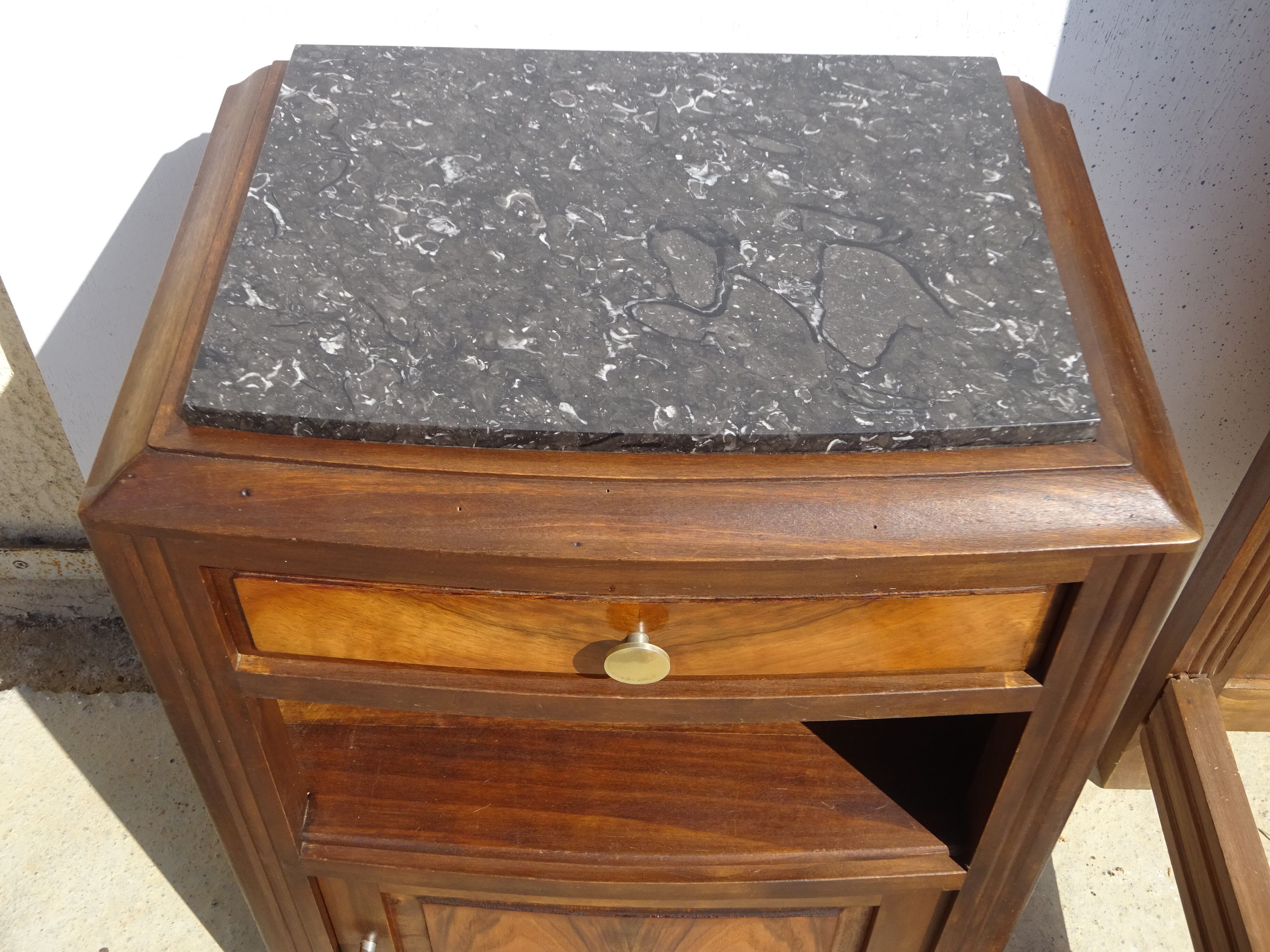 Art Deco bedside in solid walnut and walnut bramble, 1930's
