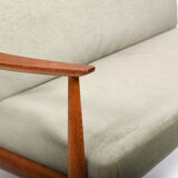 FD-146 Sofa by Orla Mølgaard and Peter Hvidt