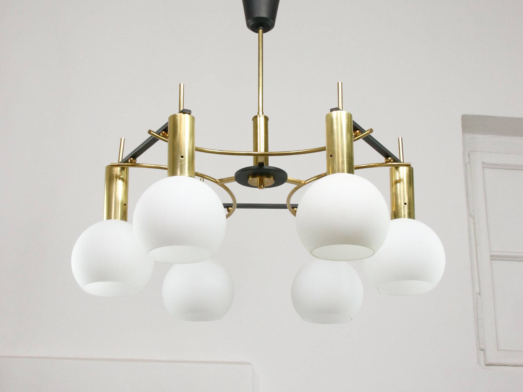 Mid-Century Modern Italian Brass and Opaline Chandelier