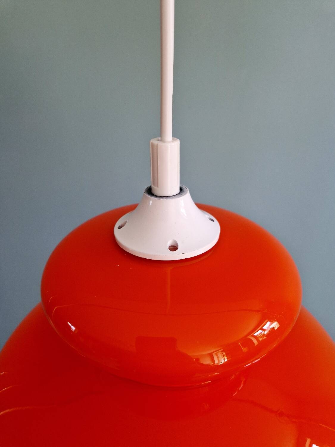 Suspension Space Age in opaline orange, 1960s-70s